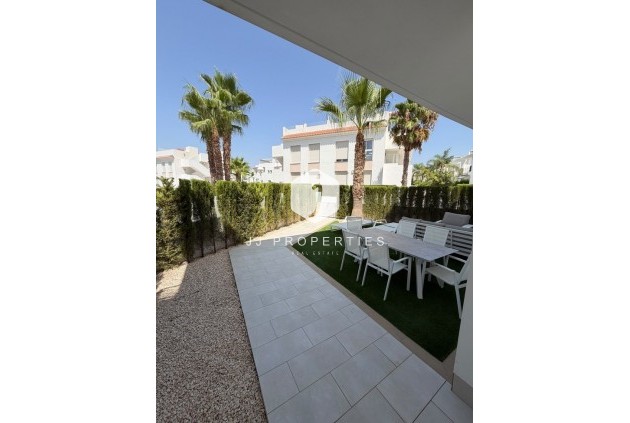 Z drugiej ręki - Bungalow -
Ciudad Quesada - Costa Blanca