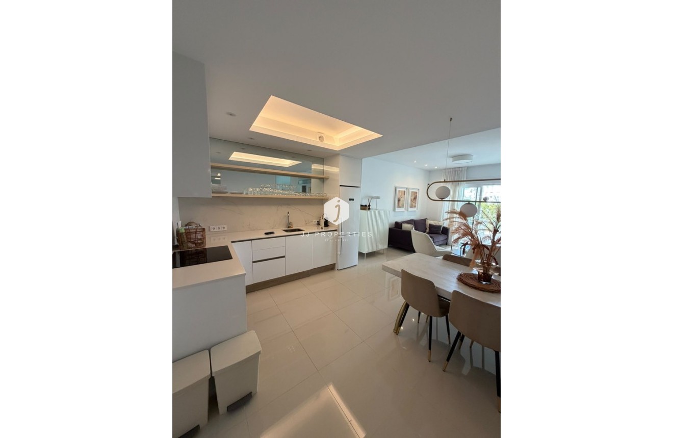 Z drugiej ręki - Bungalow -
Ciudad Quesada - Costa Blanca