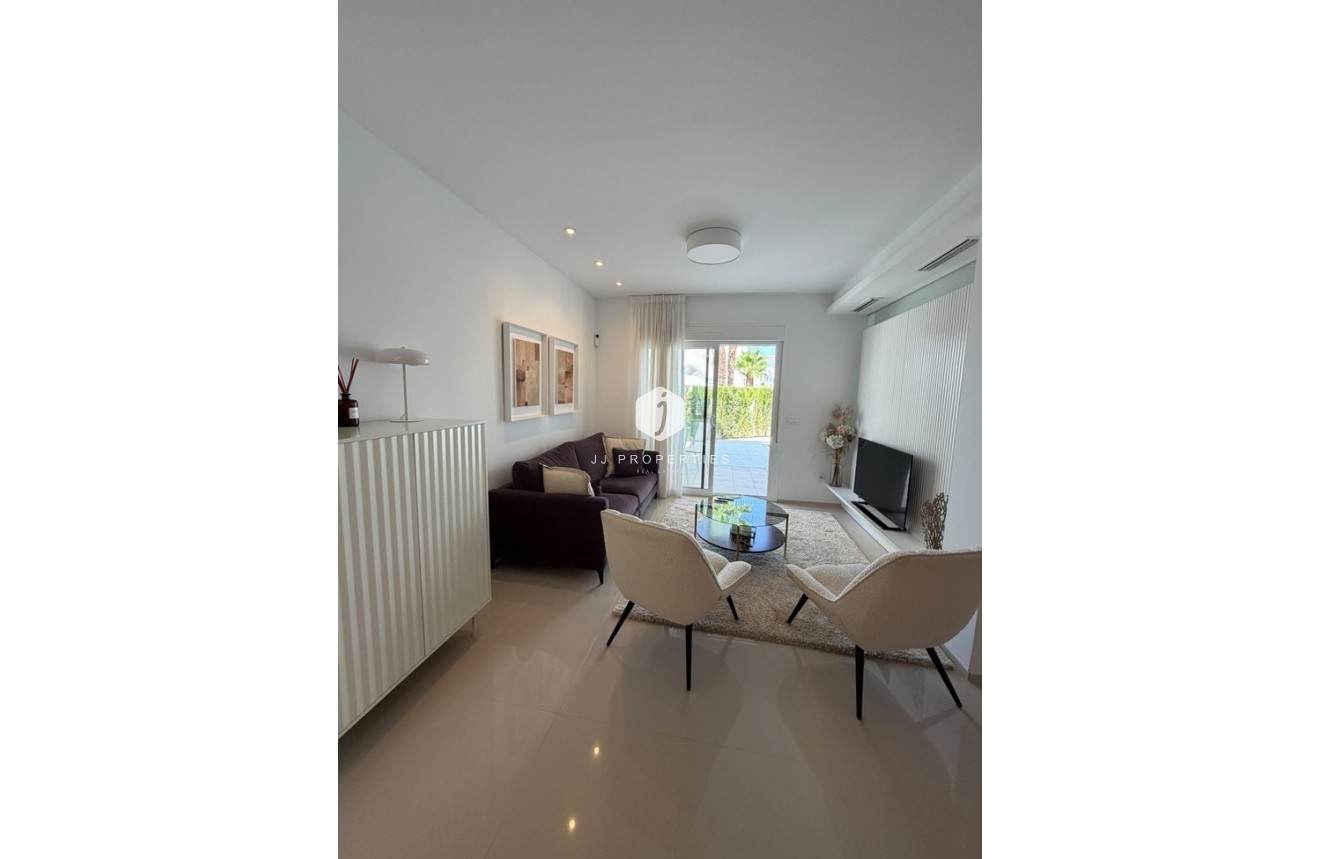 Z drugiej ręki - Bungalow -
Ciudad Quesada - Costa Blanca