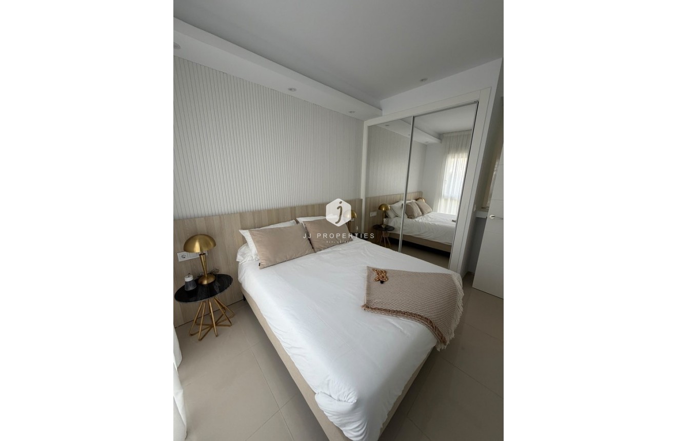 Z drugiej ręki - Bungalow -
Ciudad Quesada - Costa Blanca