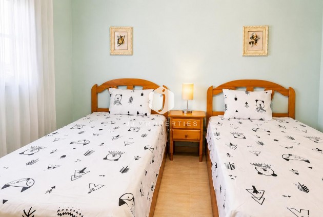 Segunda mano - Apartamento / piso -
Torrevieja - Habaneras