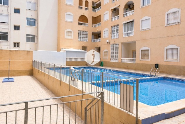 Segunda mano - Apartamento / piso -
Torrevieja - Habaneras
