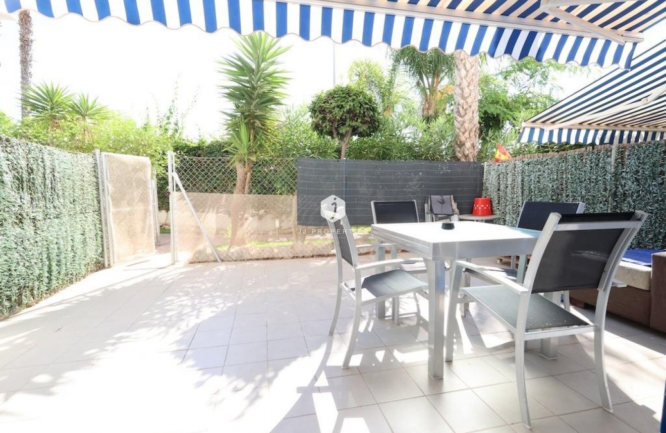 Aus zweiter Hand - Wohnung -
Orihuela Costa - Costa Blanca