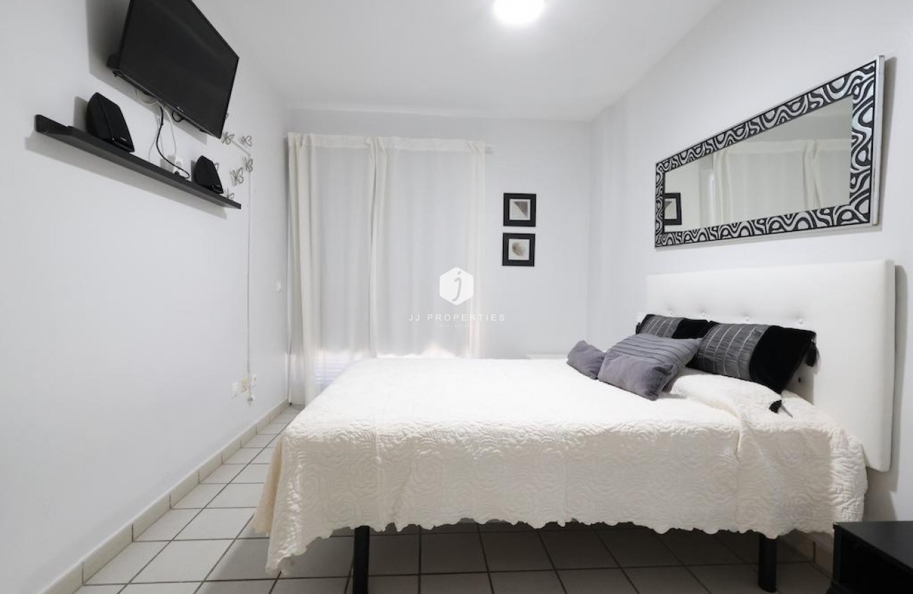 Aus zweiter Hand - Wohnung -
Orihuela Costa - Costa Blanca
