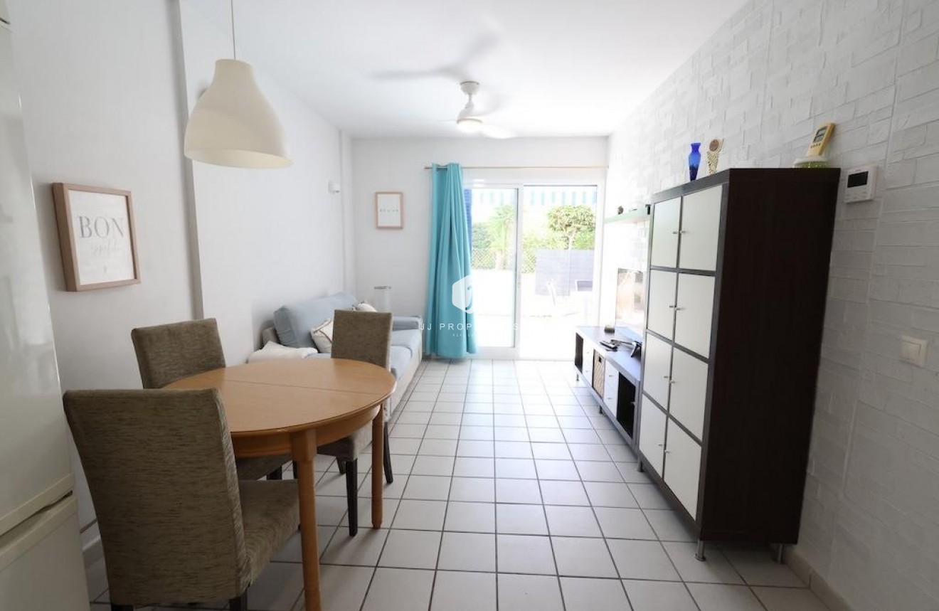 Aus zweiter Hand - Wohnung -
Orihuela Costa - Costa Blanca