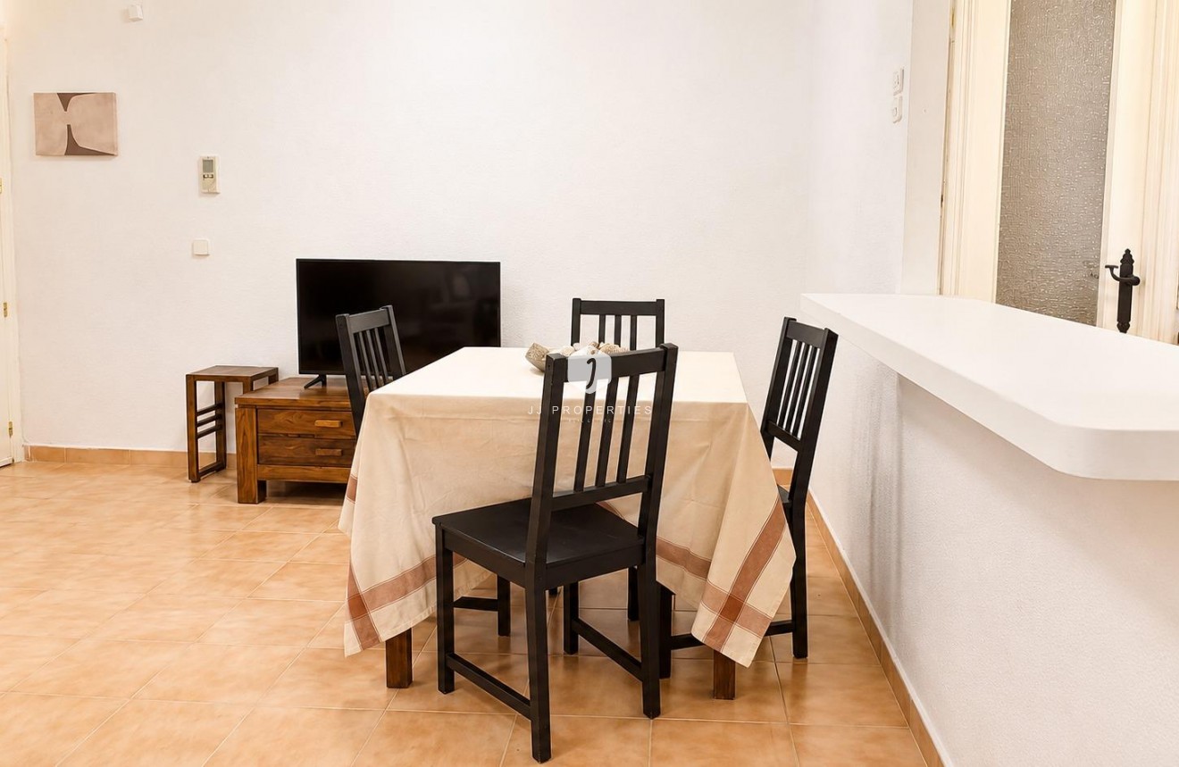 Aus zweiter Hand - Wohnung -
Torrevieja - Playa del Cura