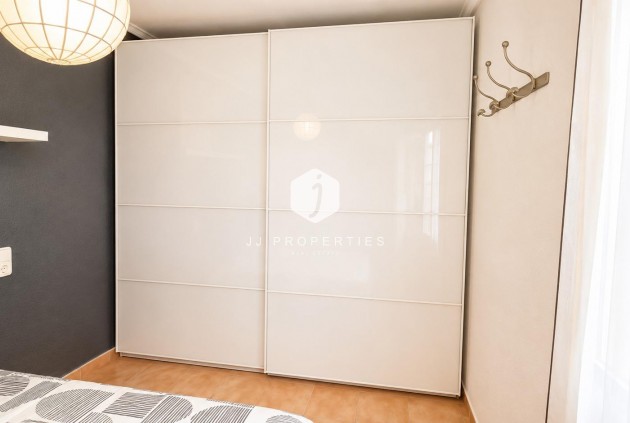 Aus zweiter Hand - Wohnung -
Torrevieja - Playa del Cura
