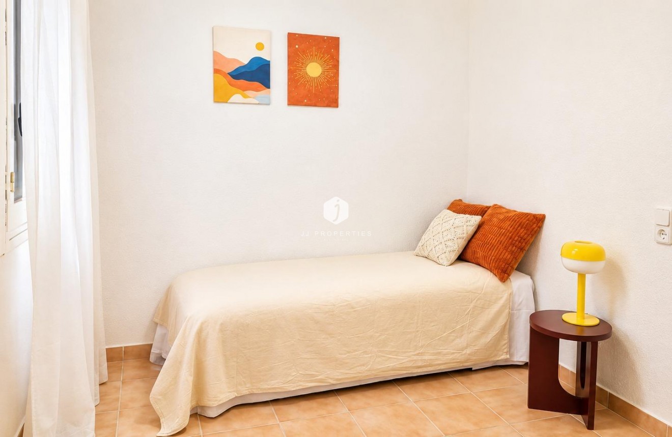 Aus zweiter Hand - Wohnung -
Torrevieja - Playa del Cura