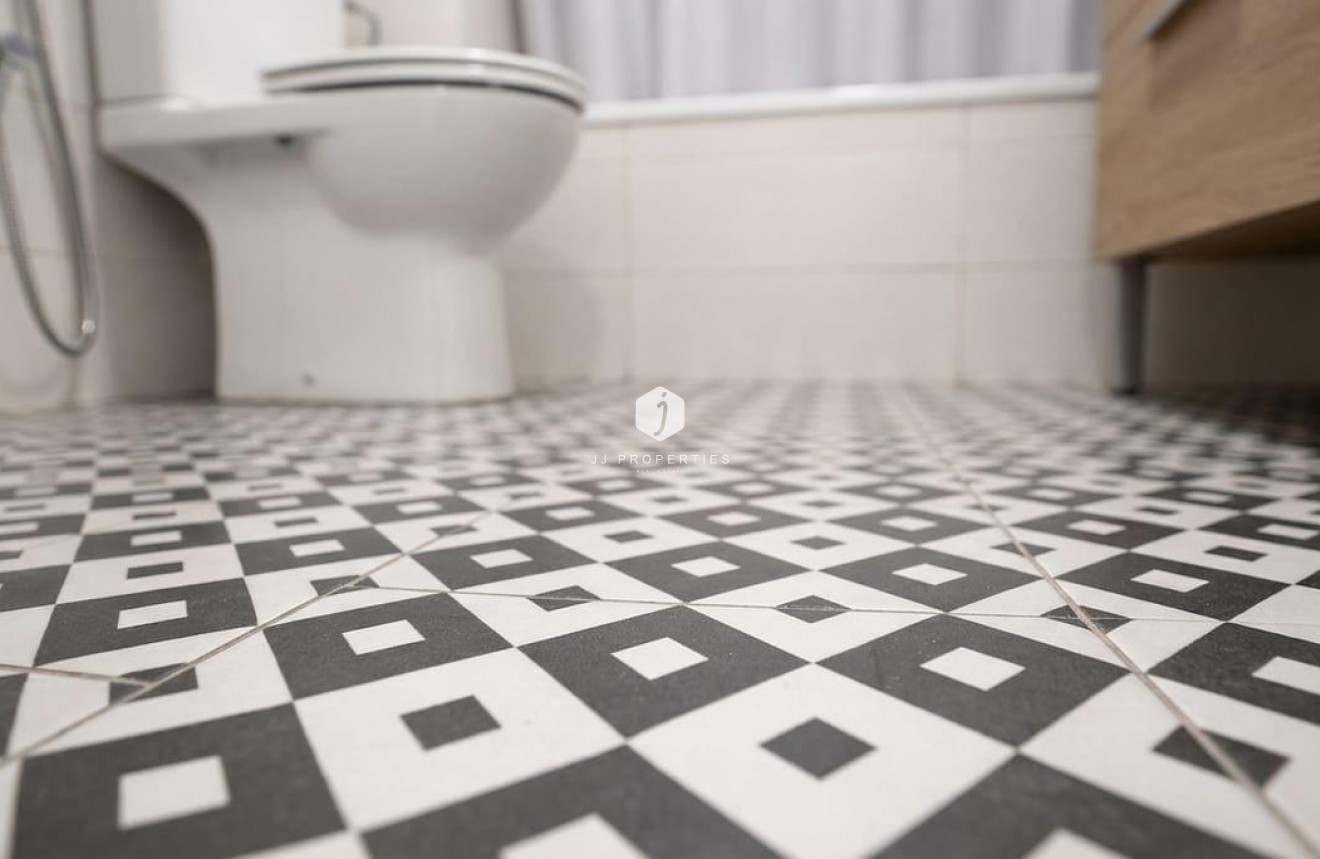 Aus zweiter Hand - Wohnung -
Torrevieja - Playa del Cura