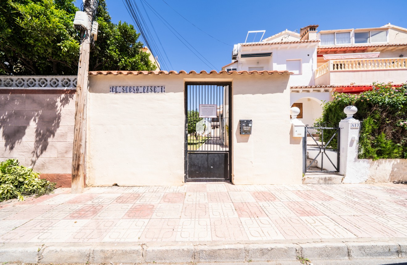 Segunda mano - Apartamento / piso -
El Chaparral - Costa Blanca