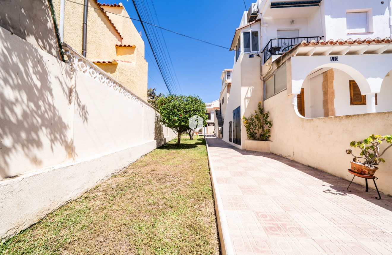 Segunda mano - Apartamento / piso -
El Chaparral - Costa Blanca