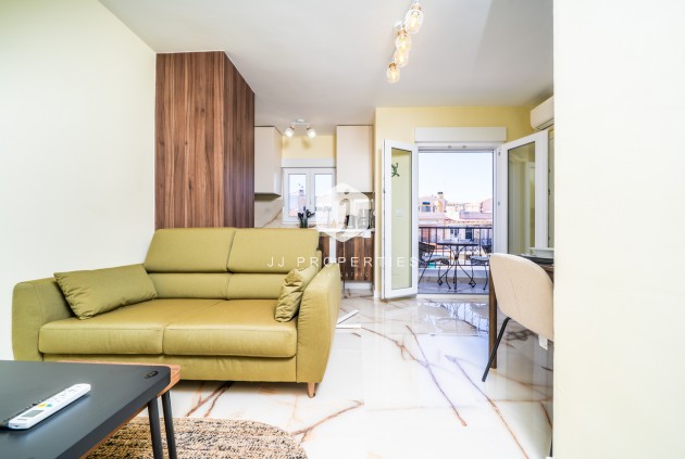 Segunda mano - Apartamento / piso -
El Chaparral - Costa Blanca