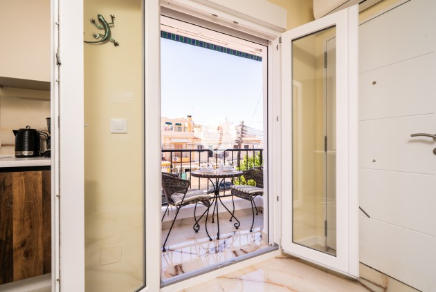 Segunda mano - Apartamento / piso -
El Chaparral - Costa Blanca