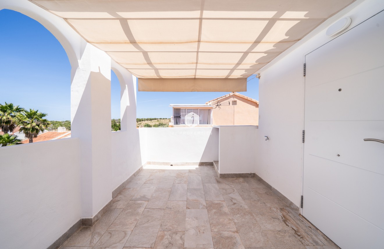 Segunda mano - Apartamento / piso -
El Chaparral - Costa Blanca