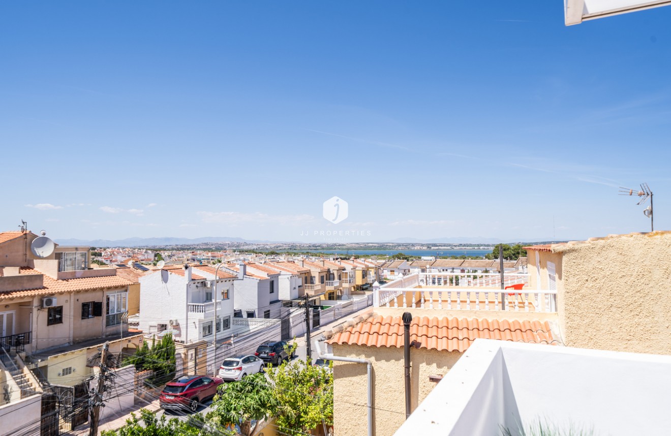 Segunda mano - Apartamento / piso -
El Chaparral - Costa Blanca