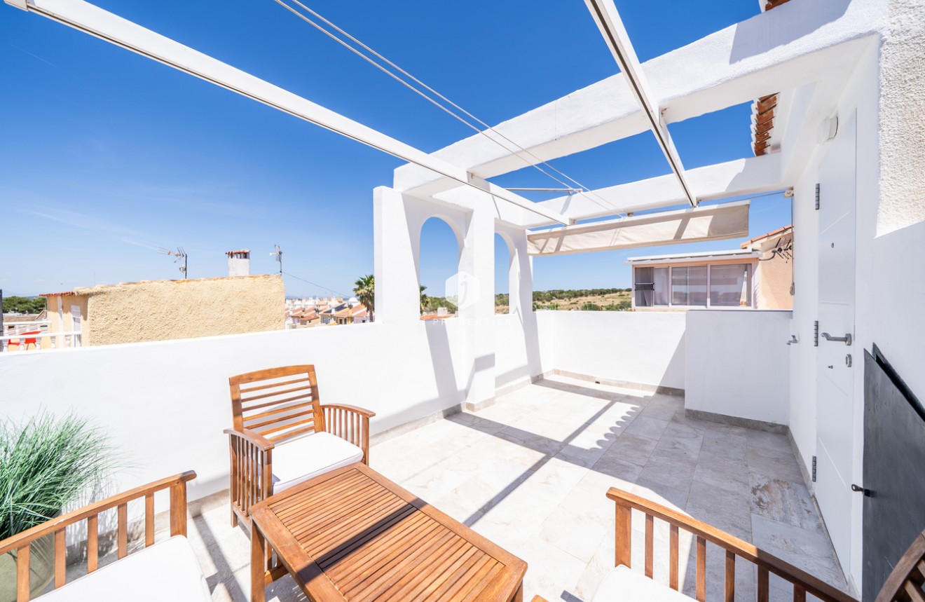 Segunda mano - Apartamento / piso -
El Chaparral - Costa Blanca
