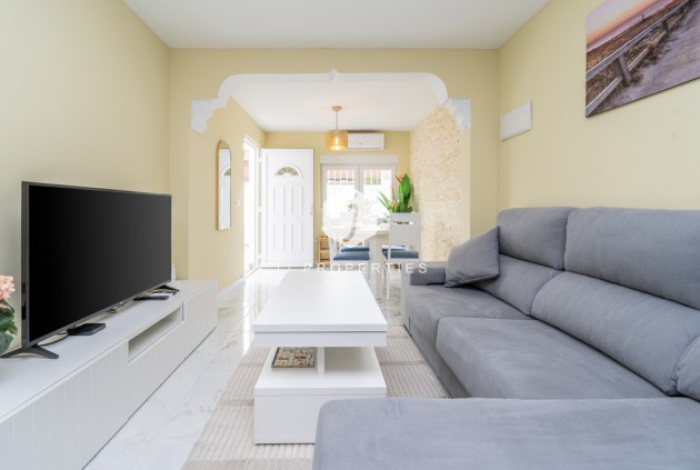 Tweedehands - Bungalow -
Torrevieja - Torreta
