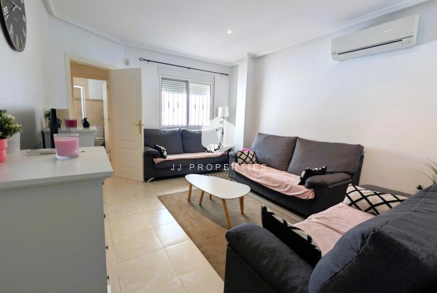 Segunda mano - Villa -
Algorfa - Inland