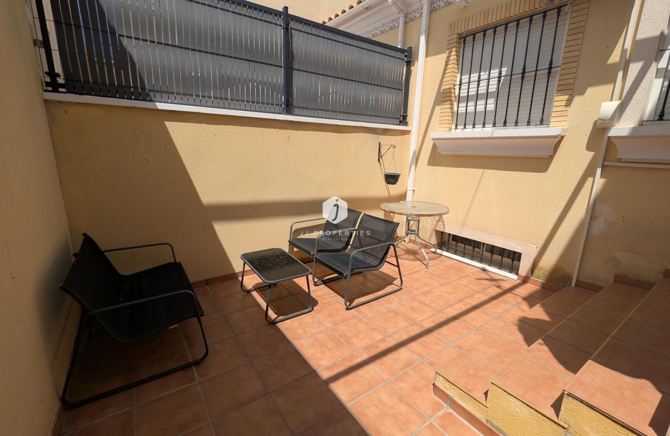 Segunda mano - Villa -
Algorfa - Inland