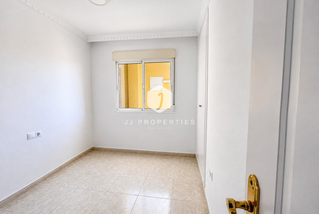 D'occasion - Appartement -
Algorfa - Inland