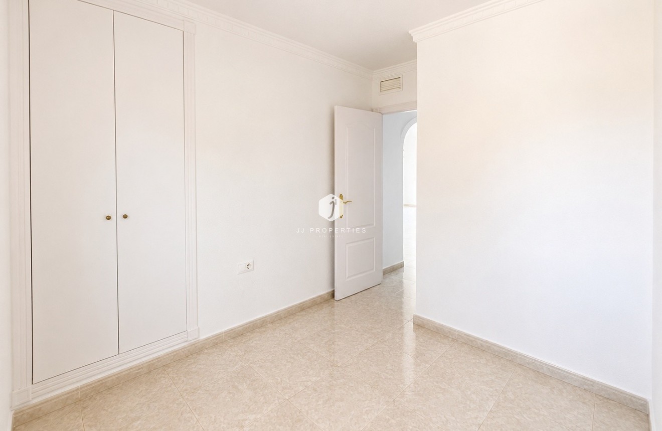 D'occasion - Appartement -
Algorfa - Inland