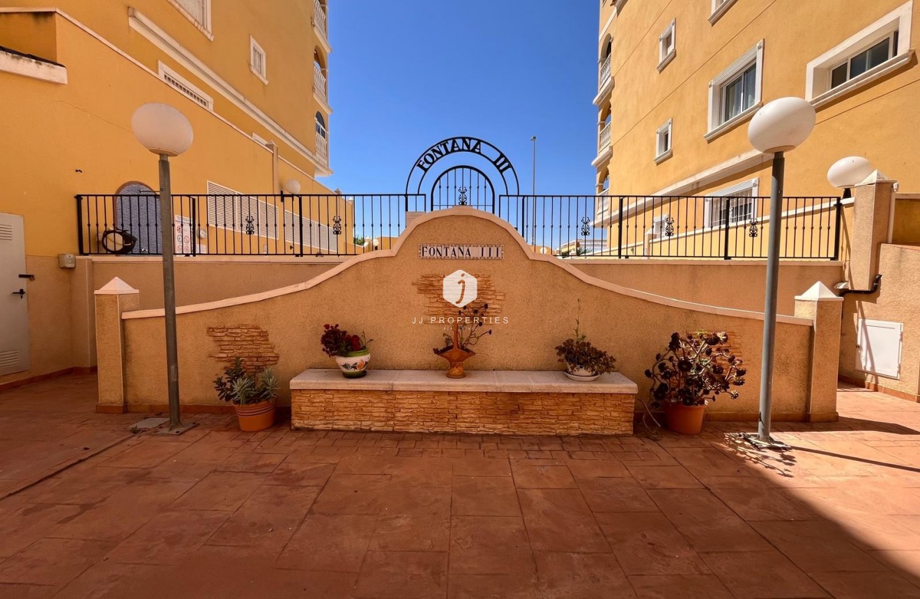 D'occasion - Appartement -
Algorfa - Inland