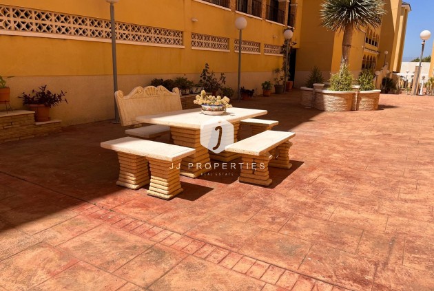 D'occasion - Appartement -
Algorfa - Inland