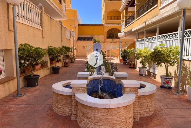 D'occasion - Appartement -
Algorfa - Inland