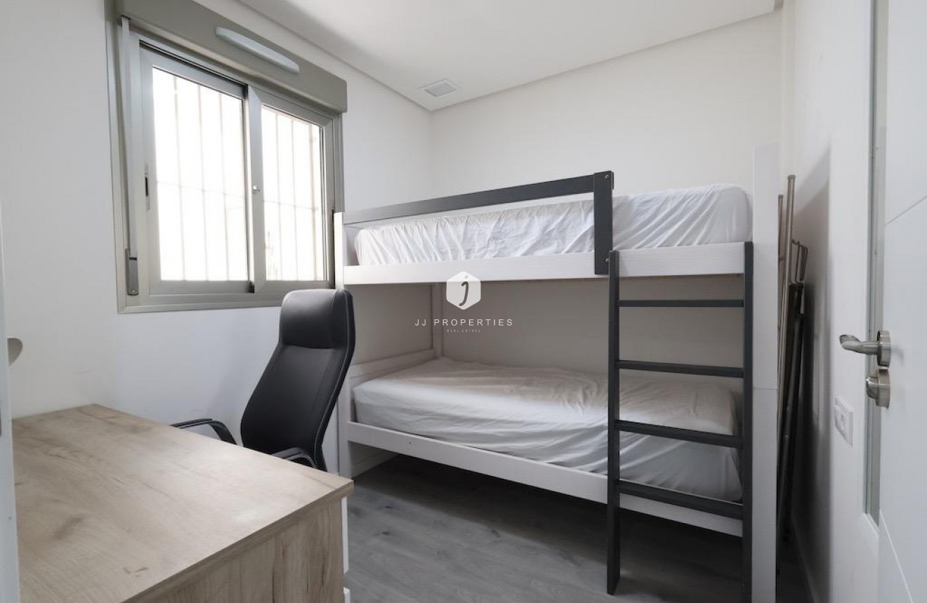 Tweedehands - Appartement / flat -
Orihuela Costa - Costa Blanca