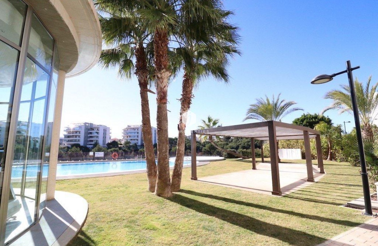 Tweedehands - Appartement / flat -
Orihuela Costa - Costa Blanca