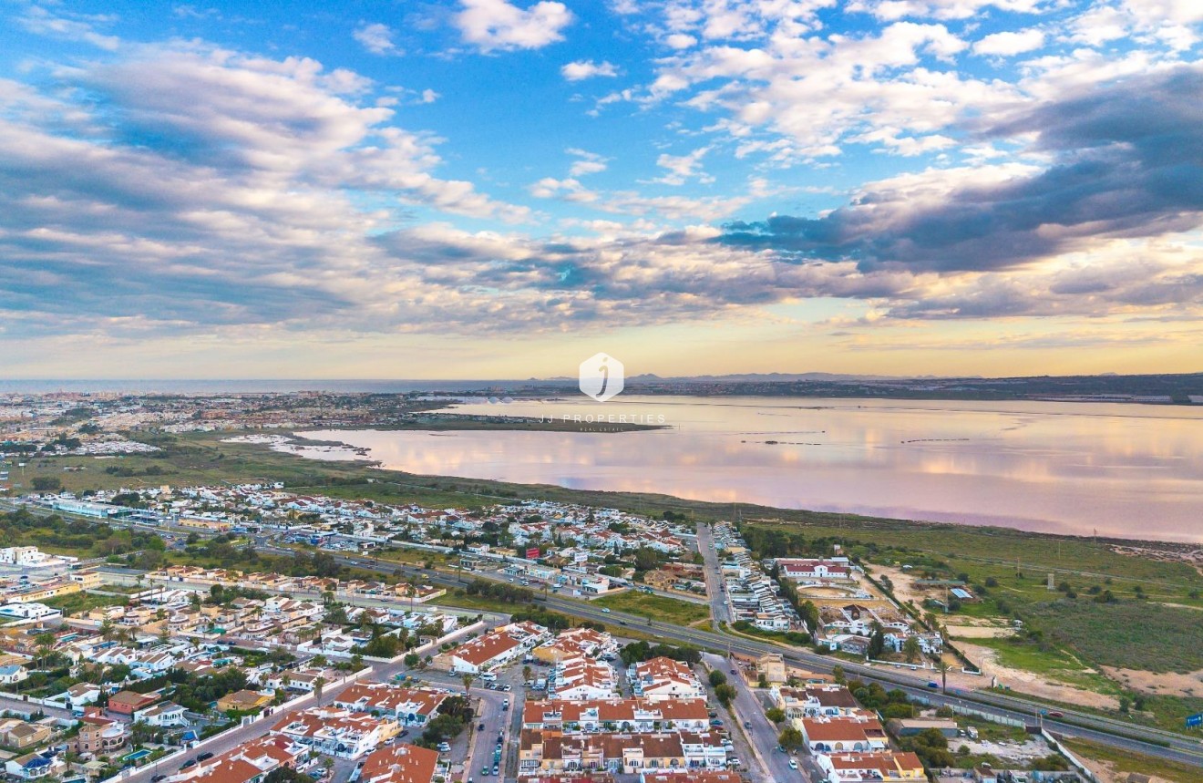 D'occasion - Bungalow -
Torrevieja - El chaparral