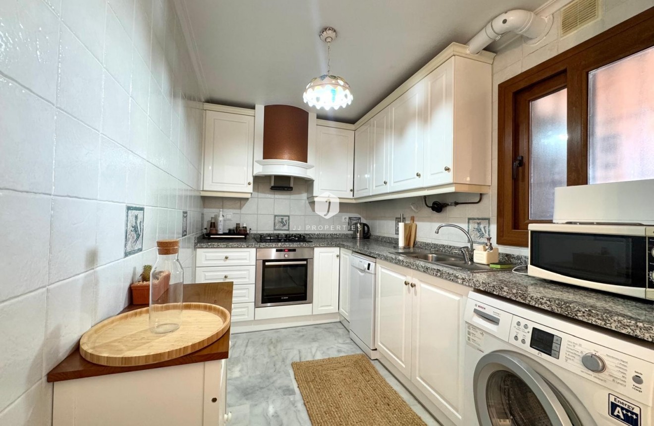Resale - Apartment / flat -
Orihuela Costa - Costa Blanca