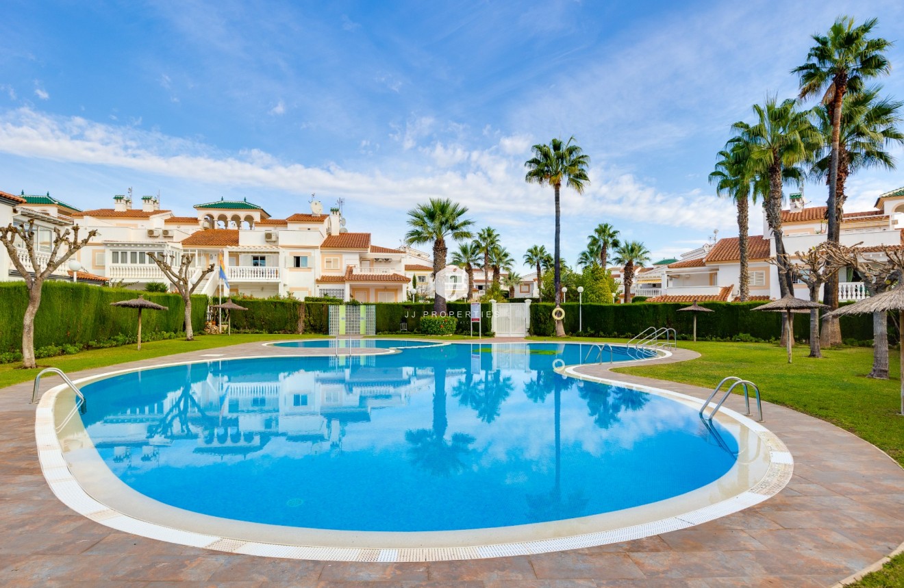 Aus zweiter Hand - Wohnung -
Orihuela Costa - Costa Blanca