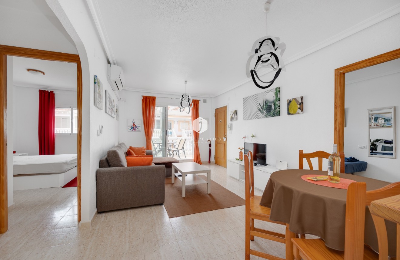 Aus zweiter Hand - Wohnung -
Orihuela Costa - Costa Blanca