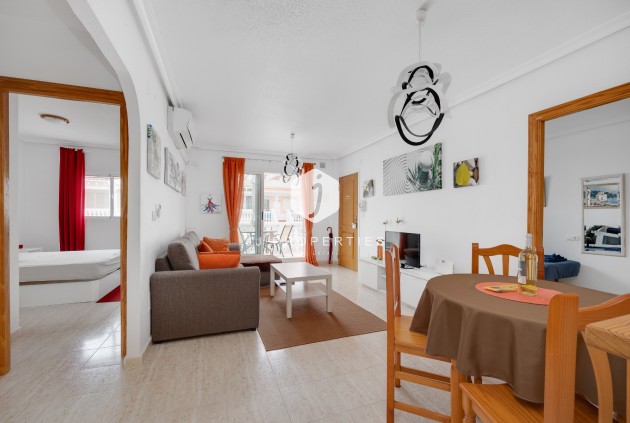 Aus zweiter Hand - Wohnung -
Orihuela Costa - Costa Blanca