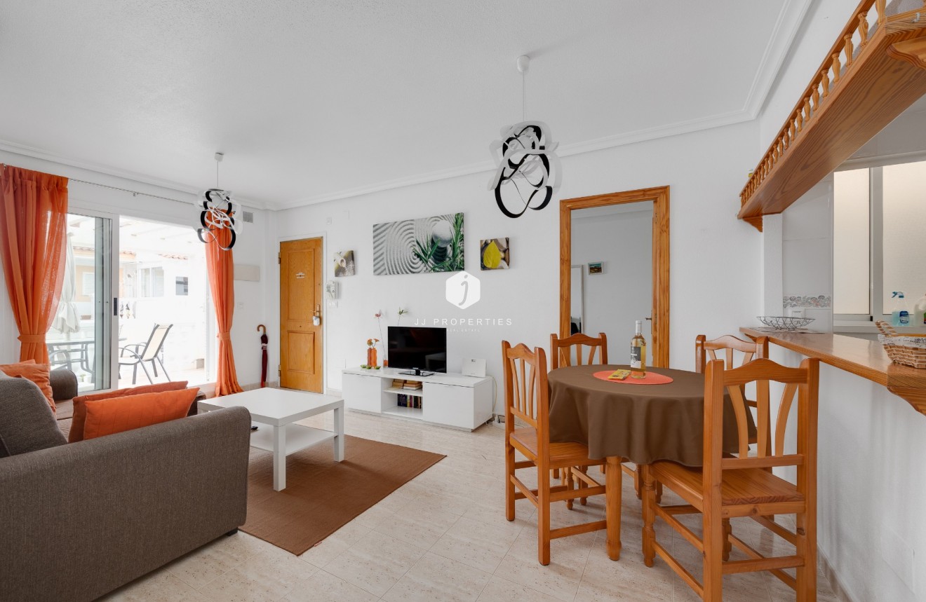 Aus zweiter Hand - Wohnung -
Orihuela Costa - Costa Blanca