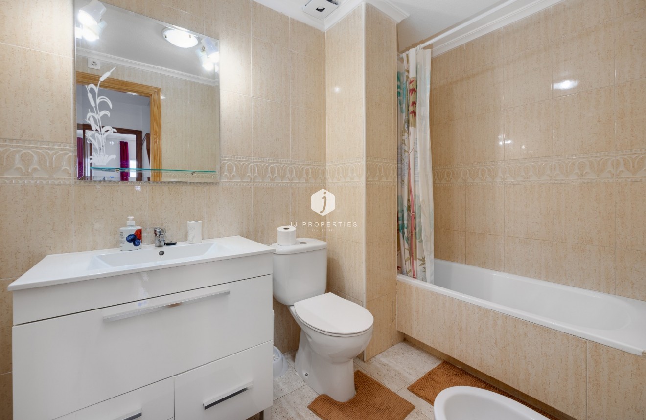 Aus zweiter Hand - Wohnung -
Orihuela Costa - Costa Blanca