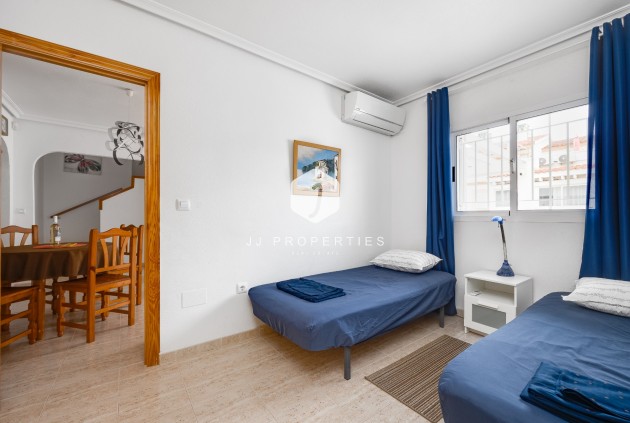 Aus zweiter Hand - Wohnung -
Orihuela Costa - Costa Blanca