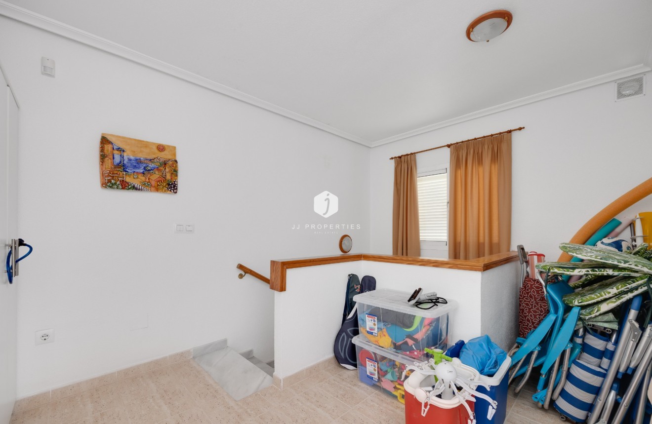 Aus zweiter Hand - Wohnung -
Orihuela Costa - Costa Blanca