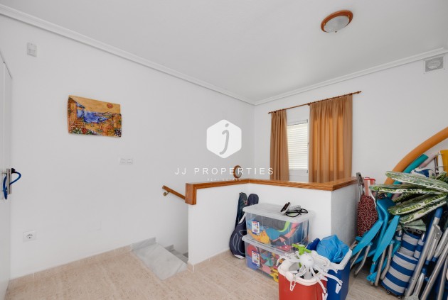 Aus zweiter Hand - Wohnung -
Orihuela Costa - Costa Blanca