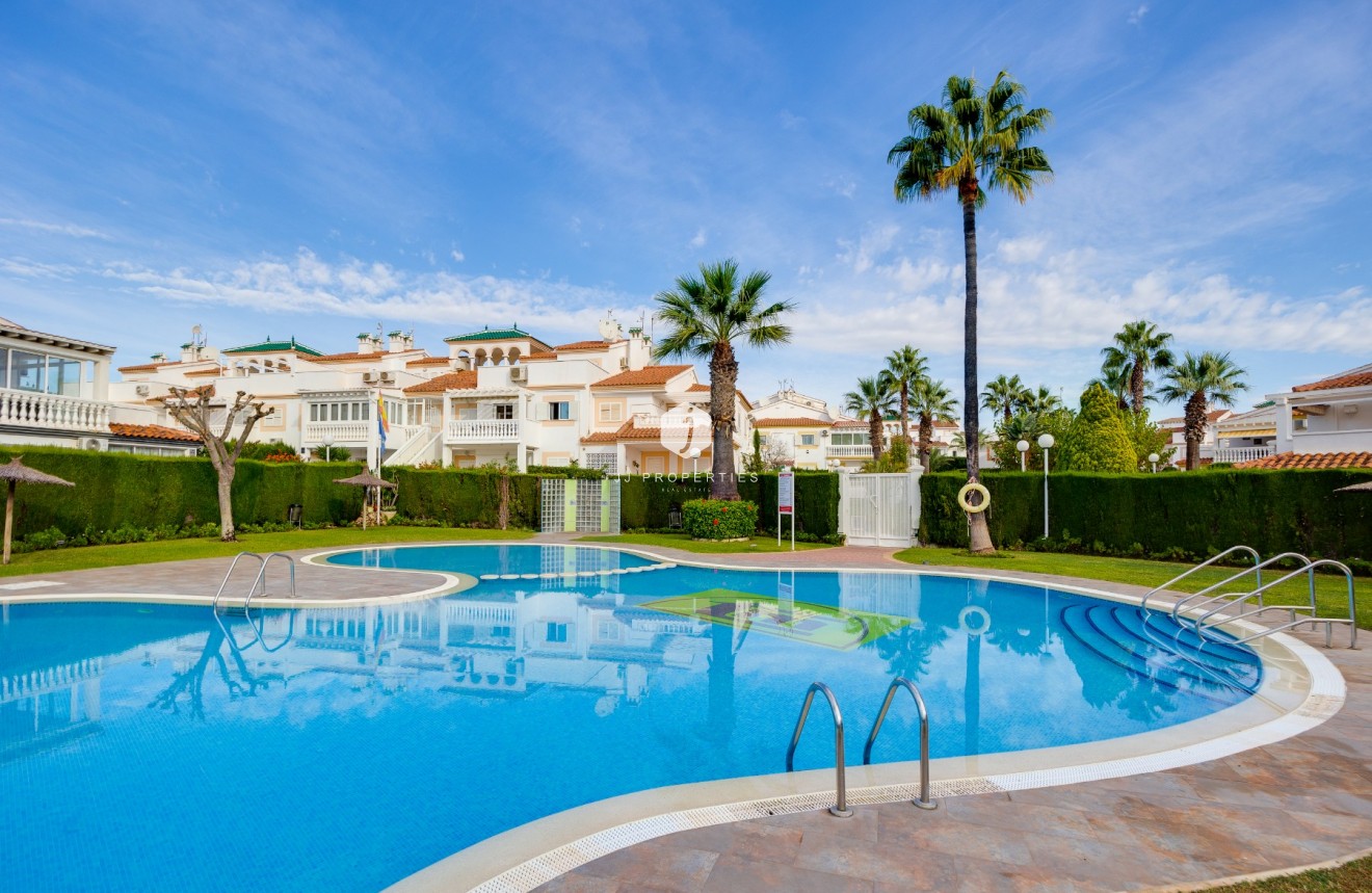 Aus zweiter Hand - Wohnung -
Orihuela Costa - Costa Blanca