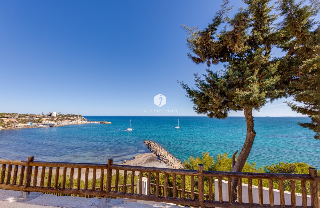 Aus zweiter Hand - Wohnung -
Orihuela Costa - Costa Blanca
