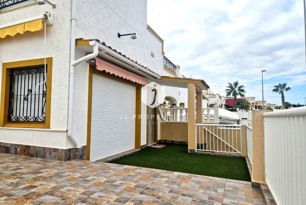 D'occasion - Chalet -
Orihuela Costa - Los Altos