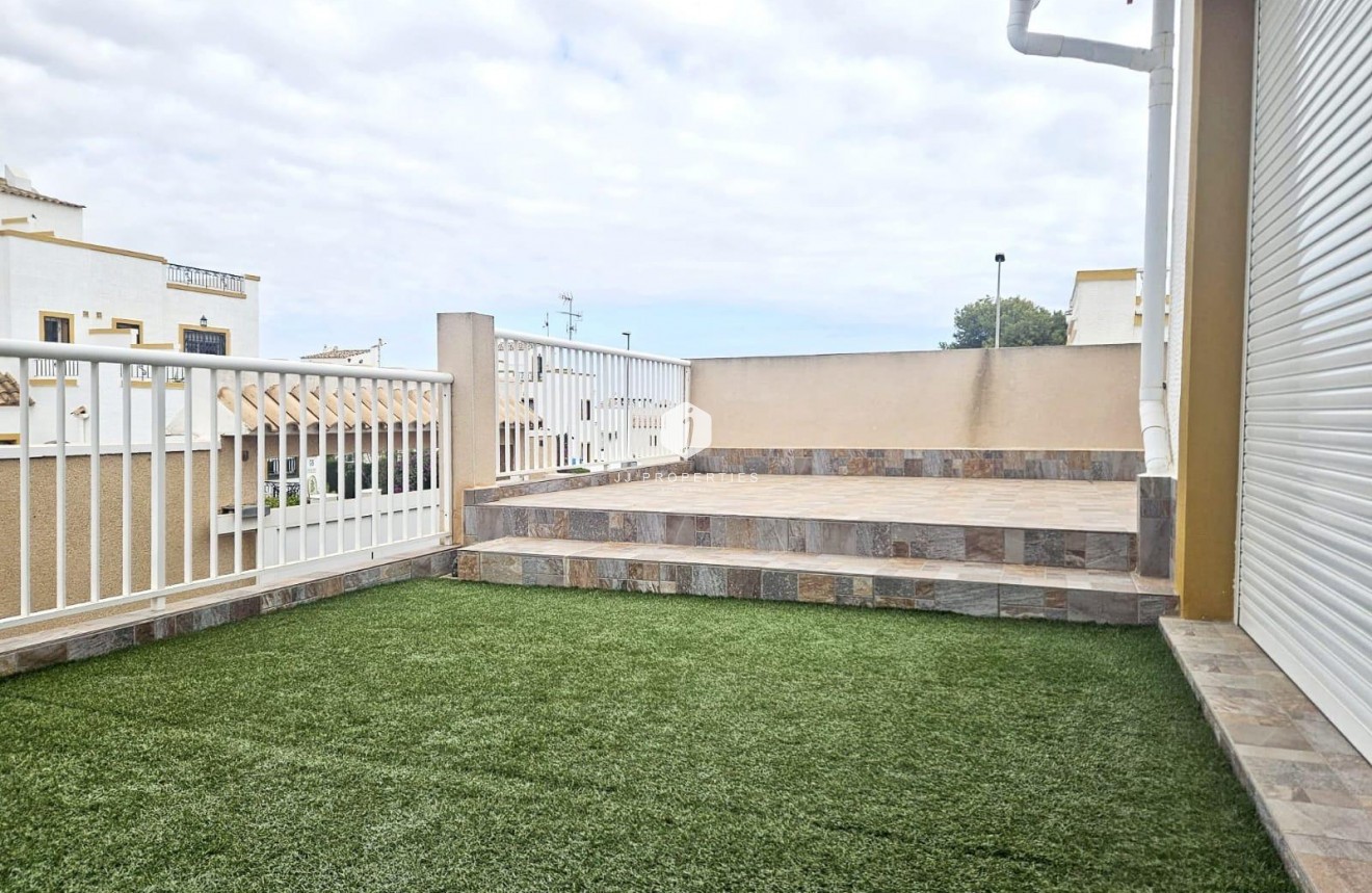 D'occasion - Chalet -
Orihuela Costa - Los Altos