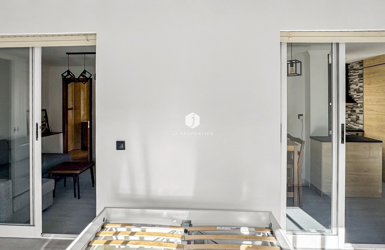 Tweedehands - Appartement / flat -
Torrevieja - Costa Blanca