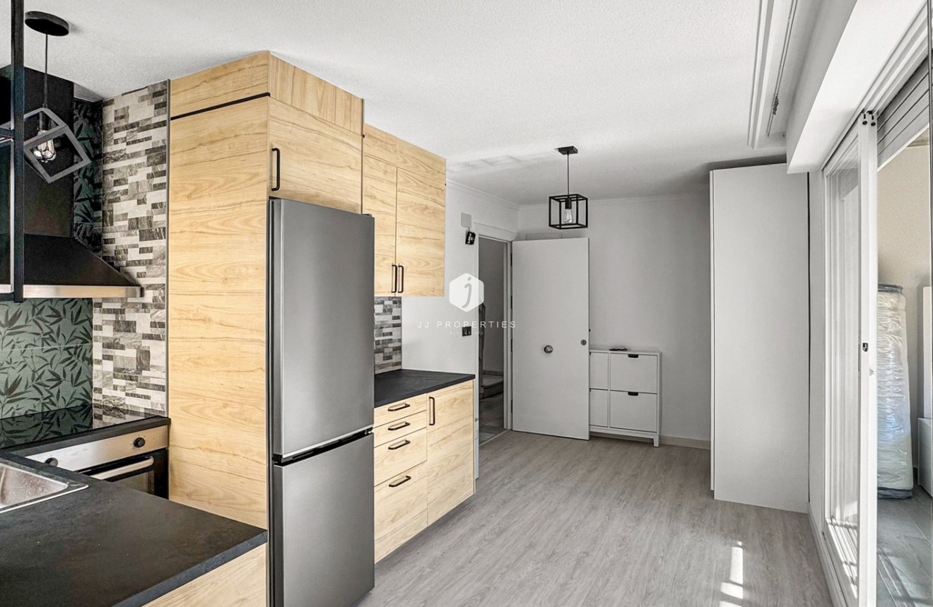 Tweedehands - Appartement / flat -
Torrevieja - Costa Blanca