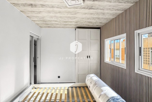 Tweedehands - Appartement / flat -
Torrevieja - Costa Blanca
