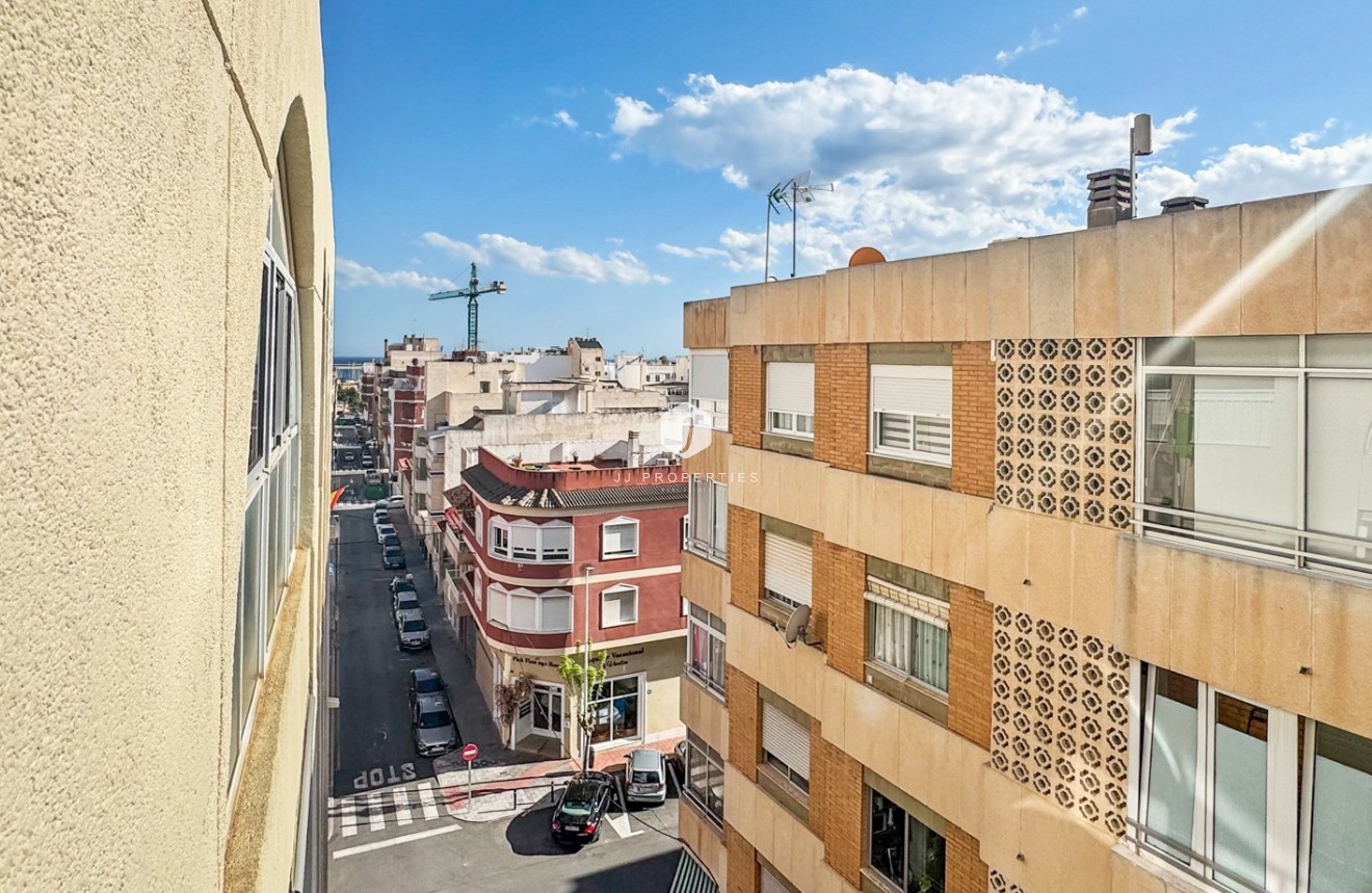 Tweedehands - Appartement / flat -
Torrevieja - Costa Blanca