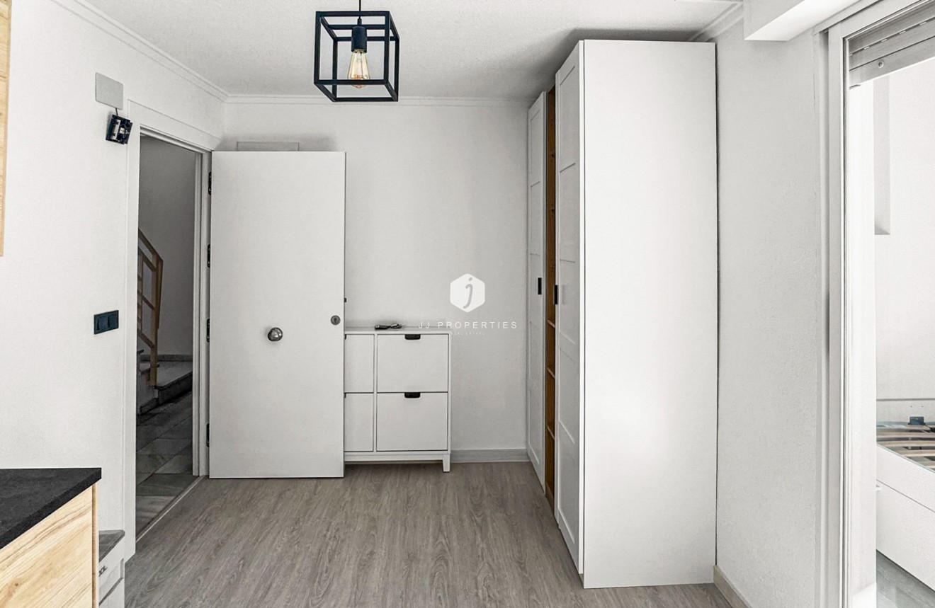 Tweedehands - Appartement / flat -
Torrevieja - Costa Blanca