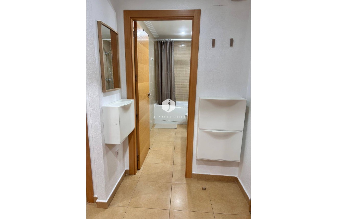 Aus zweiter Hand - Wohnung -
Orihuela Costa - Lomas de Cabo Roig